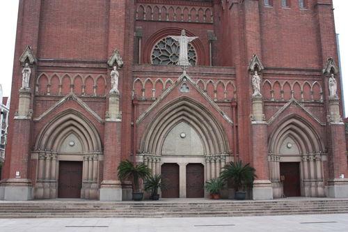 天主教堂爆料视频播放,独家爆料视频带你一探究竟